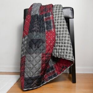 Black Bear Rustic Lodge Patchwork Quilted Throw Blanket Cabin Paw Pine Tree